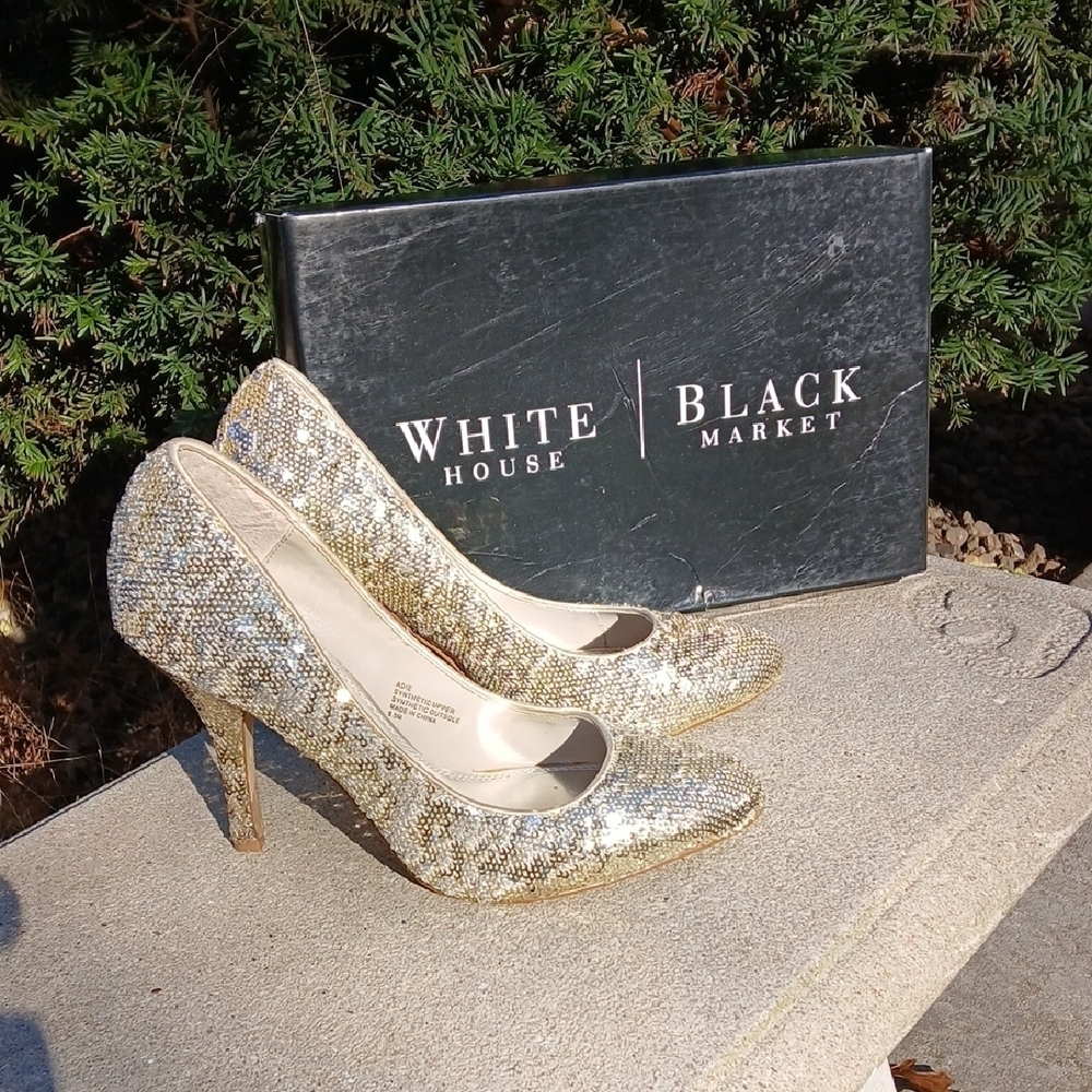 White House Black Market Shimmering Gold Sequin Heels Sz 8.5